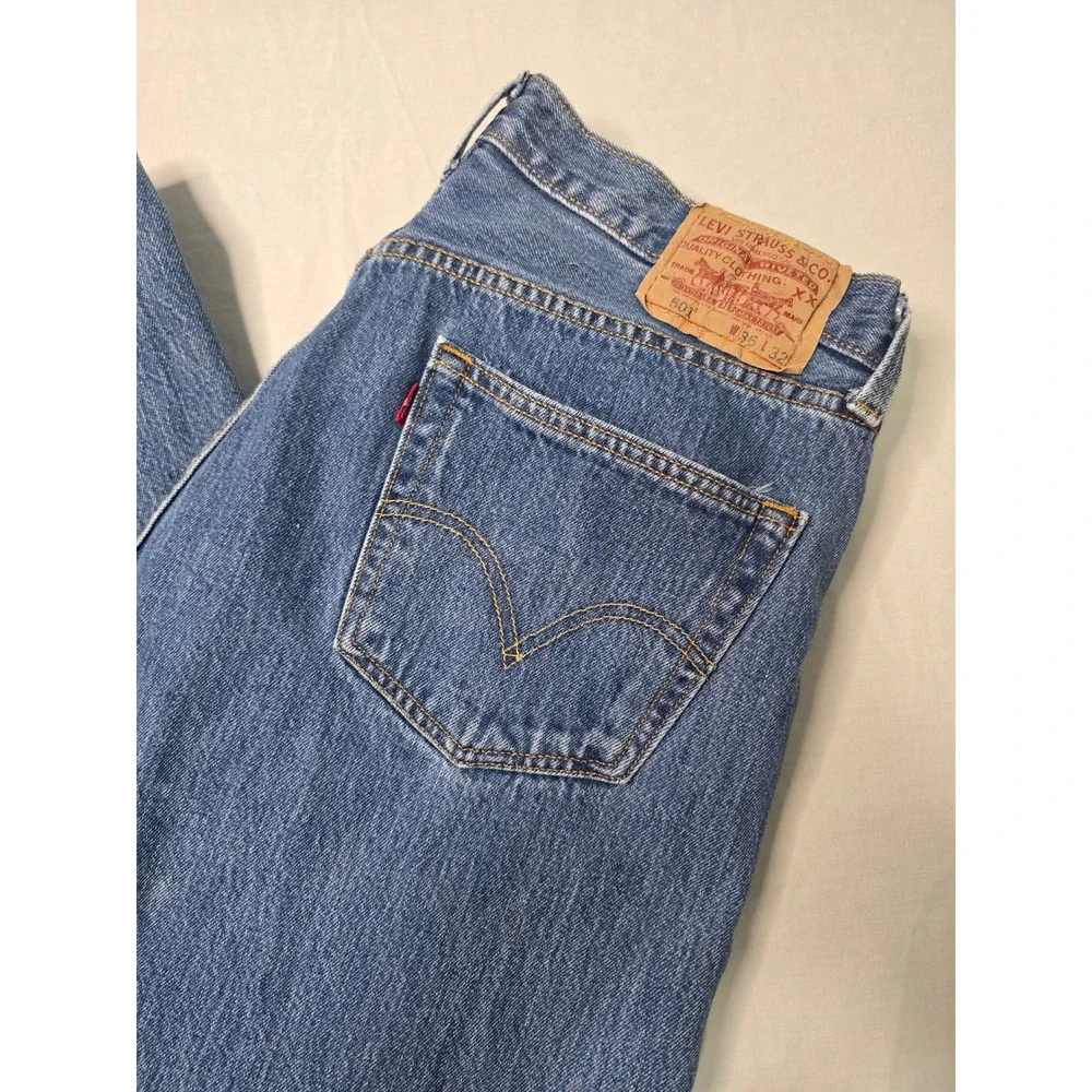 Levis 501 Original Fit Mens 100% Cotton Denim Blue Jeans 36x32 Medium Wash EUC